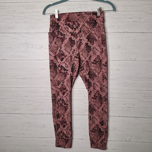 PINK Victoria's Secret High Waist Leggings Size Small - Picture 2 of 11